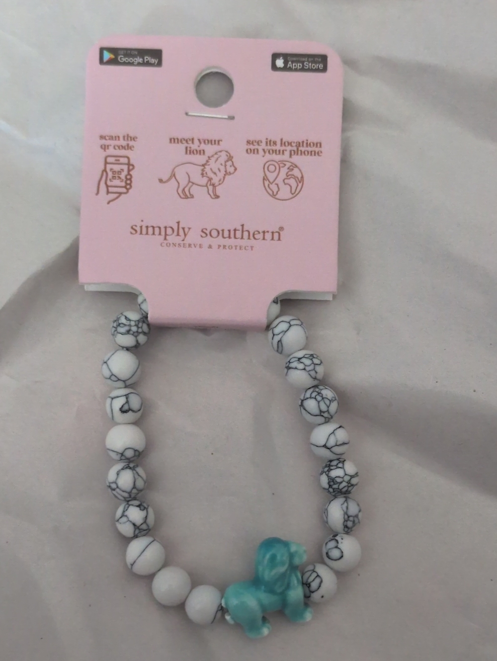 Simply Southern Lion Tracking Bracelet
